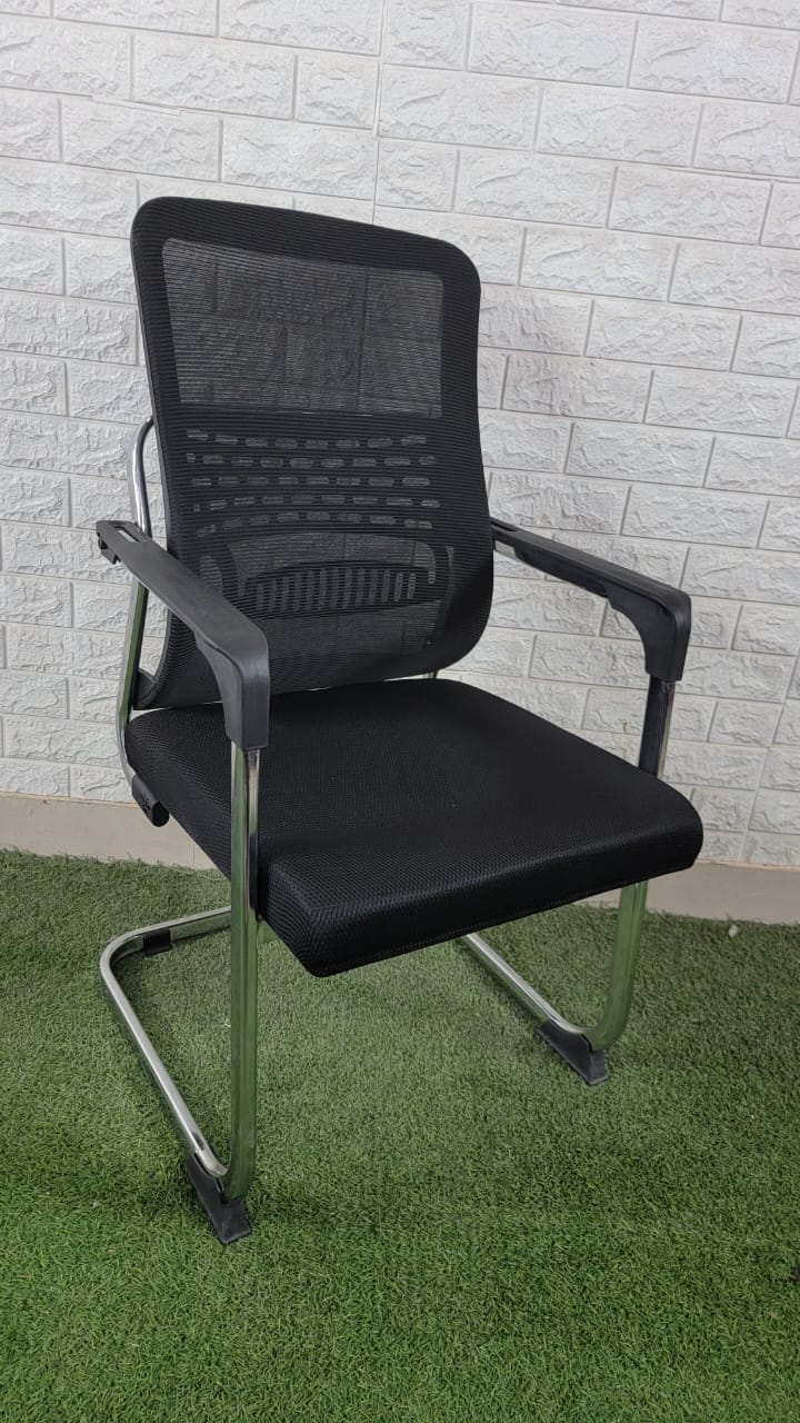 Black Mesh Visitor Chair